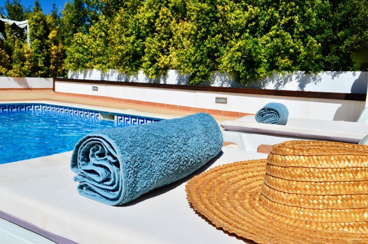 Villa Eltael - Rita Apartment - Warm Pool Until 1 November Manta Rota Exteriér fotografie